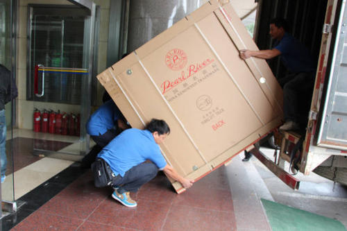铁山钢琴贵重工艺品无忧运